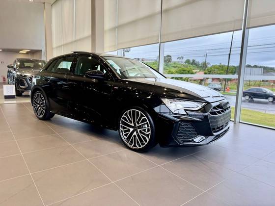 AUDI A3 2.0 40 TFSI GASOLINA SPORTBACK PERFORMANCE BLACK S-TRONIC AUDI A3 2.0 40 TFSI GASOLINA SPORTBACK PERFORMANCE BLACK S-TRONIC